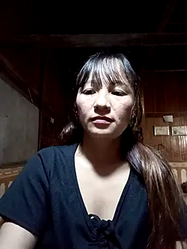 Mini3333 online show from November 12, 2025, 10:24 pm