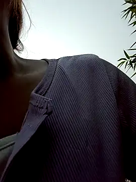 Mini3333 online show from March 27, 2026, 8:37 am