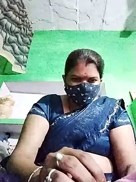 Rajnee33A online show from November 1, 2025, 10:42 am