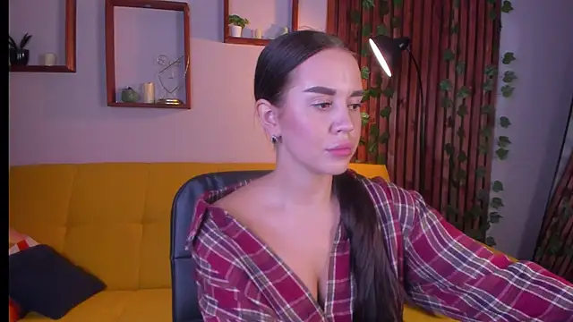 AmeliaRoyale online show from September 20, 2025, 10:53 am