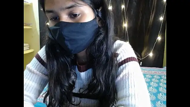 Snapshot of Vanya_7 chatting on November 4, 2025, 8:23 pm Vanya 7 online show from November 4, 2025, 8:23 pm