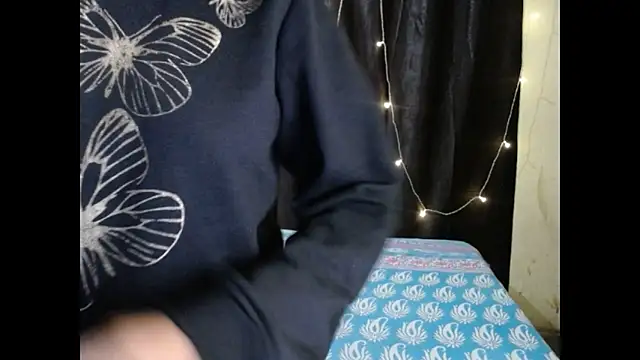 Snapshot of Vanya_7 chatting on November 28, 2025, 11:10 am Vanya 7 online show from November 28, 2025, 11:10 am