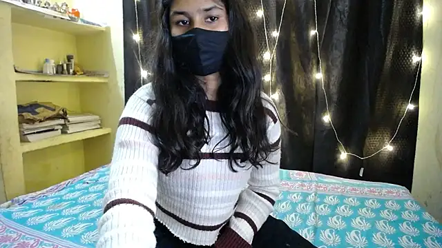 Snapshot of Vanya_7 chatting on November 5, 2025, 8:45 pm Vanya 7 online show from November 5, 2025, 8:45 pm