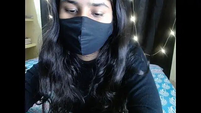 Snapshot of Vanya_7 chatting on November 16, 2025, 6:56 pm Vanya 7 online show from November 16, 2025, 6:56 pm