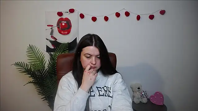 MavkaCute online show from February 11, 2026, 7:58 pm