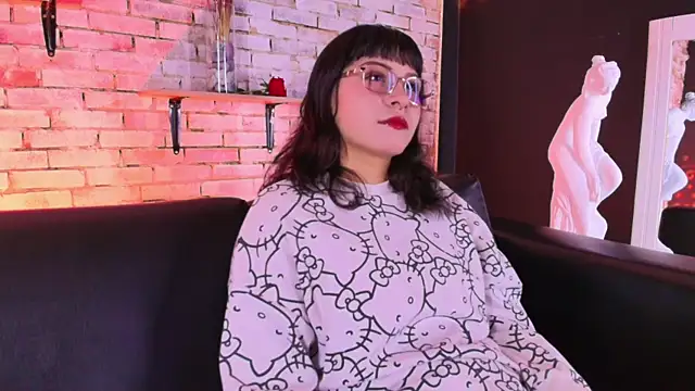 Snapshot of kitty_malach chatting on March 26, 2026, 3:05 am kitty malach online show from March 26, 2026, 3:05 am