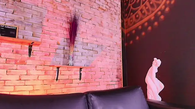 Snapshot of kitty_malach chatting on April 6, 2026, 4:46 am kitty malach online show from April 6, 2026, 4:46 am