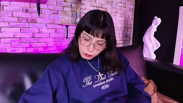 Snapshot of kitty_malach chatting on April 1, 2026, 3:30 am kitty malach online show from April 1, 2026, 3:30 am