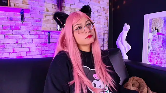 Snapshot of kitty_malach chatting on March 30, 2026, 3:08 am kitty malach online show from March 30, 2026, 3:08 am