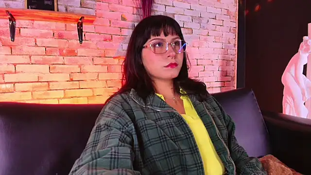 Snapshot of kitty_malach chatting on April 5, 2026, 3:02 am kitty malach online show from April 5, 2026, 3:02 am