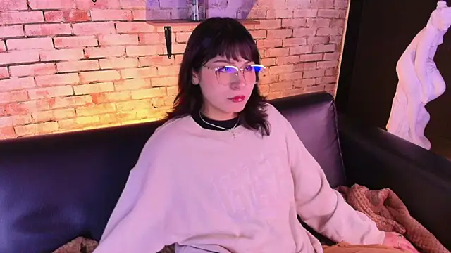 Snapshot of kitty_malach chatting on March 13, 2026, 3:00 am kitty malach online show from March 13, 2026, 3:00 am