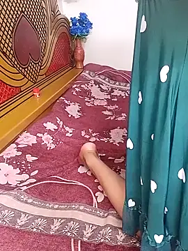 Snapshot of khhlmn chatting on December 18, 2025, 5:06 pm khhlmn online show from December 18, 2025, 5:06 pm