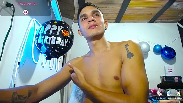 Angel latinboy online show from March 19, 2025, 1:10 am