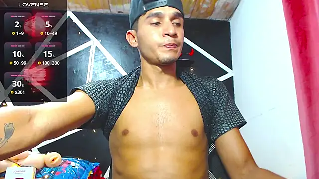 Angel latinboy online show from September 23, 2025, 11:01 pm