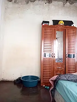 small D94 online show from September 27, 2025, 7:03 am