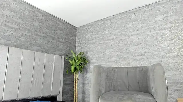 ArthurCox online show from December 16, 2025, 5:28 pm