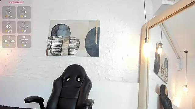 Sarah GothicGirl online show from November 20, 2025, 7:36 pm