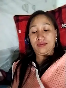 cute love00 online show from February 26, 2026, 9:48 pm