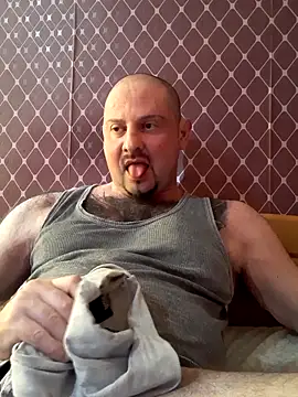  NEREZA  online show from April 7, 2026, 3:58 pm