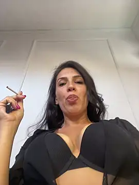 AlyaRei online show from July 10, 2026, 3:34 pm