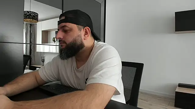 DravenPeak online show from November 6, 2025, 10:52 am