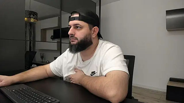 DravenPeak online show from November 8, 2025, 12:25 am