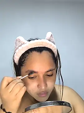 Snapshot of butterfly777_ chatting on October 28, 2025, 12:11 am butterfly777 online show from October 28, 2025, 12:11 am