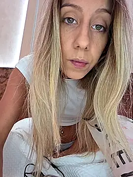 PetiteSecrets online show from September 8, 2025, 7:24 pm