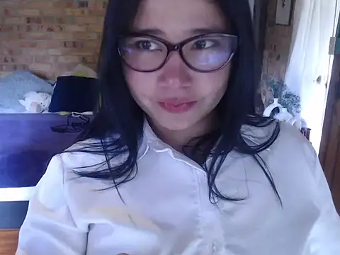 magiadeisis online show from April 9, 2026, 9:43 pm