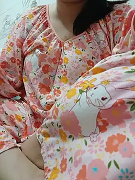 Snapshot of _Babyrose_ chatting on June 2, 2026, 7:08 am Babyrose online show from June 2, 2026, 7:08 am