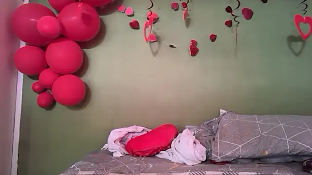 Snapshot of Liaprettygirl chatting on February 11, 2026, 5:02 pm Liaprettygirl online show from February 11, 2026, 5:02 pm