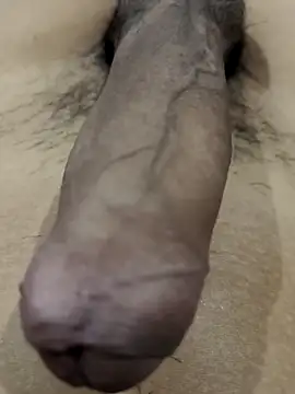 Snapshot of official_plsr5 chatting on October 9, 2025, 1:00 pm official plsr5 online show from October 9, 2025, 1:00 pm