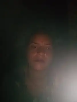 Mohini-xx online show from August 3, 2026, 8:04 pm
