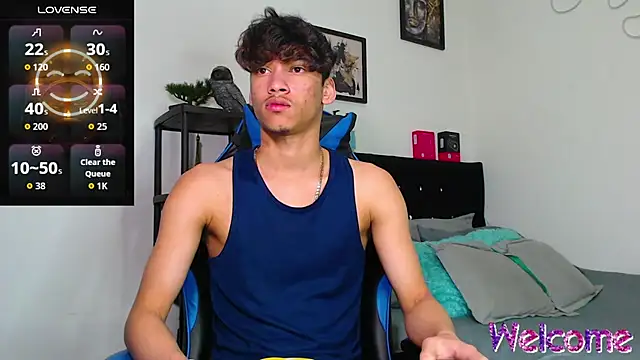 Snapshot of Gael_Jones chatting on November 6, 2025, 4:38 am Gael Jones online show from November 6, 2025, 4:38 am