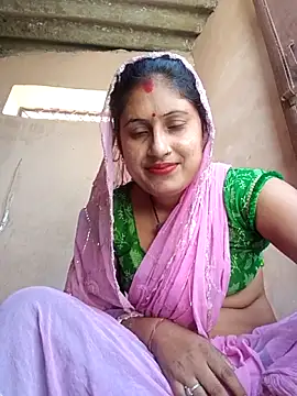 Snapshot of Aneeta12A chatting on October 4, 2025, 6:48 am Aneeta12A online show from October 4, 2025, 6:48 am
