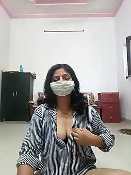 BITEXBABYlove online show from October 10, 2025, 2:12 am