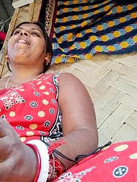 Snapshot of Hot-Show2 chatting on February 11, 2026, 5:29 am Hot-Show2 online show from February 11, 2026, 5:29 am