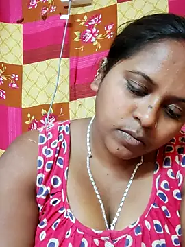 Snapshot of Hot-Show2 chatting on February 15, 2026, 7:51 am Hot-Show2 online show from February 15, 2026, 7:51 am