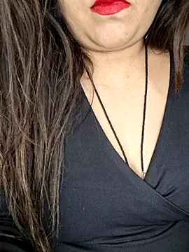 indian-hotmilfs online show from February 22, 2026, 7:48 pm