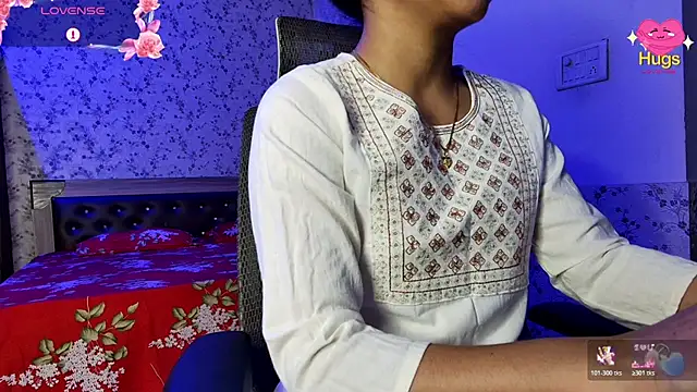 Snapshot of snow_white123 chatting on May 3, 2026, 10:13 pm snow white123 online show from May 3, 2026, 10:13 pm