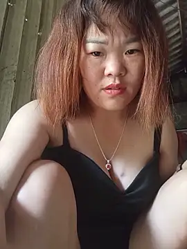 sukabae00 online show from May 17, 2026, 1:05 am