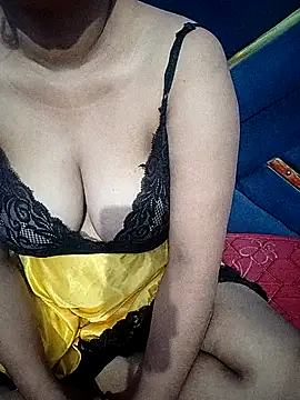 Lusty-radhika online show from September 9, 2025, 11:36 pm