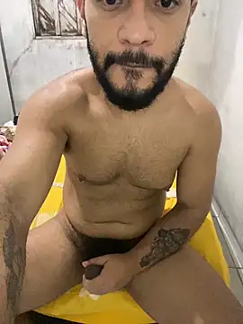 spiderfindom online show from September 10, 2025, 5:28 am