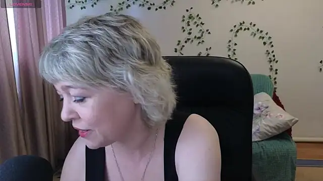 Rosette Pricky online show from May 28, 2026, 2:34 pm