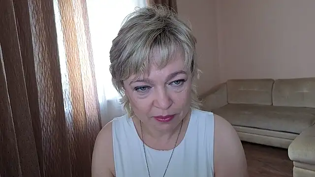 Snapshot of Rosette_Pricky chatting on September 13, 2025, 1:11 pm Rosette Pricky online show from September 13, 2025, 1:11 pm