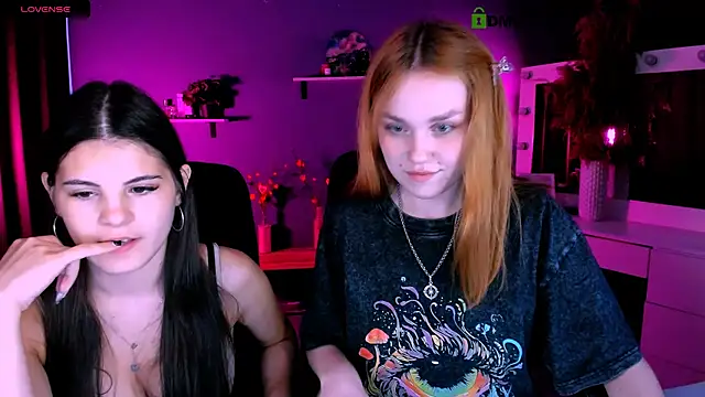 Snapshot of lizzie_boom chatting on September 13, 2025, 8:47 am lizzie boom online show from September 13, 2025, 8:47 am