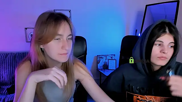 Snapshot of lizzie_boom chatting on October 3, 2025, 1:01 pm lizzie boom online show from October 3, 2025, 1:01 pm