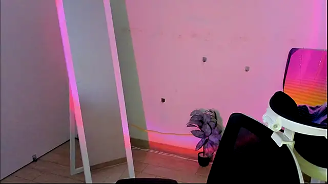 Sandra Curly online show from December 16, 2025, 10:25 pm