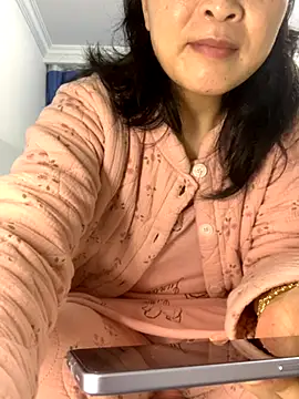 Snapshot of cgooh-611 chatting on November 8, 2025, 9:35 am cgooh-611 online show from November 8, 2025, 9:35 am