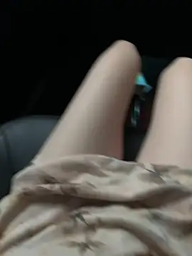 littleqiu online show from May 21, 2026, 11:51 am